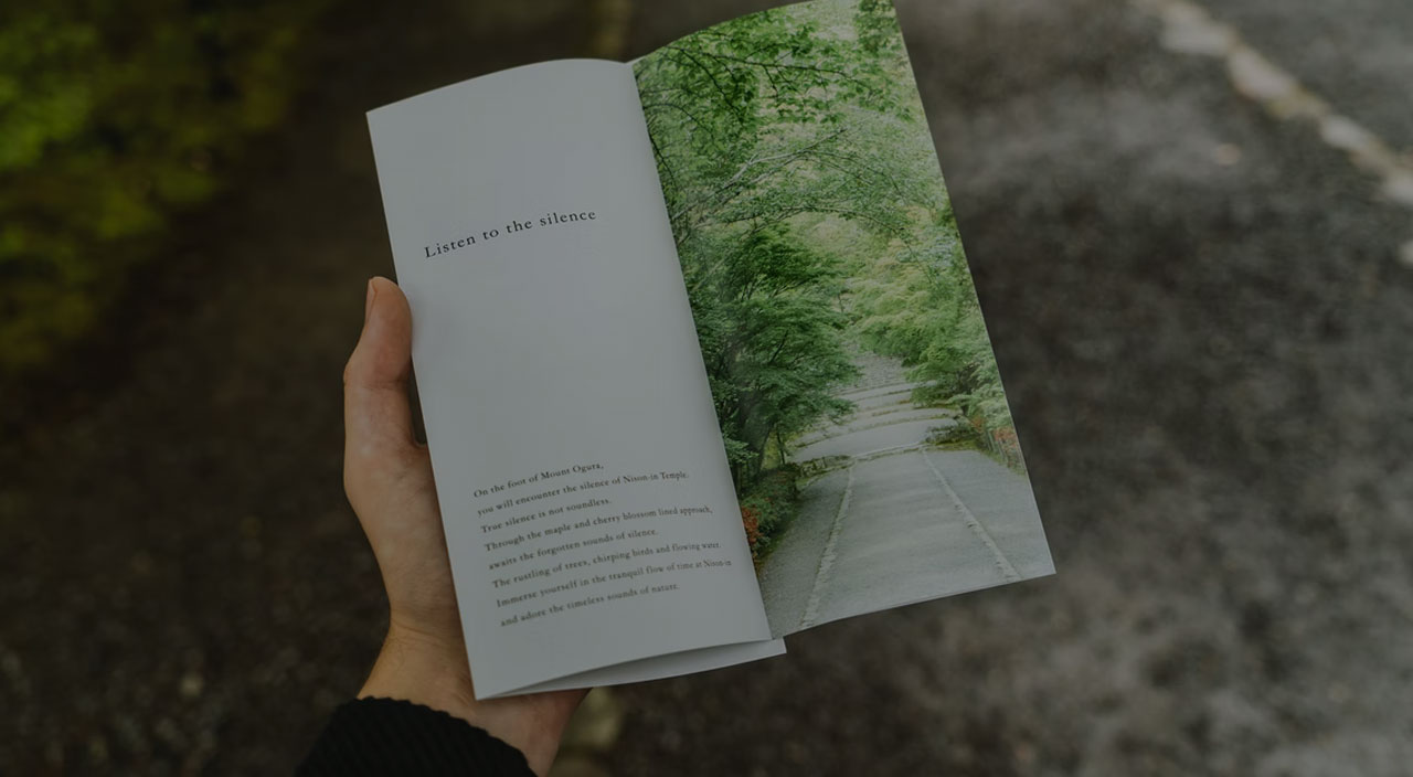 Difference Between Flyers And Brochures